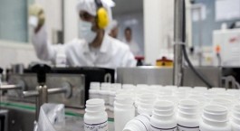 رقابت شکننده شرکت‌های تولیدکننده دارویی با نمونه‌های وارداتی