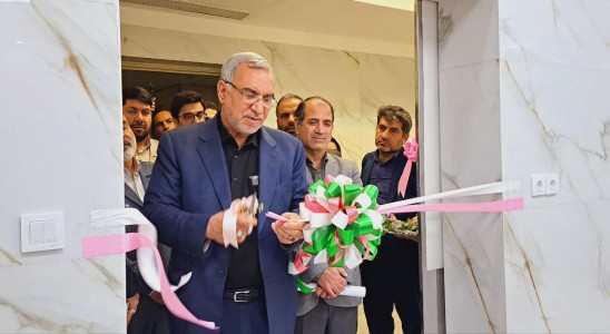 وزیر بهداشت دستگاه شبیه‌سازی درمان سرطان در زاهدان را افتتاح کرد