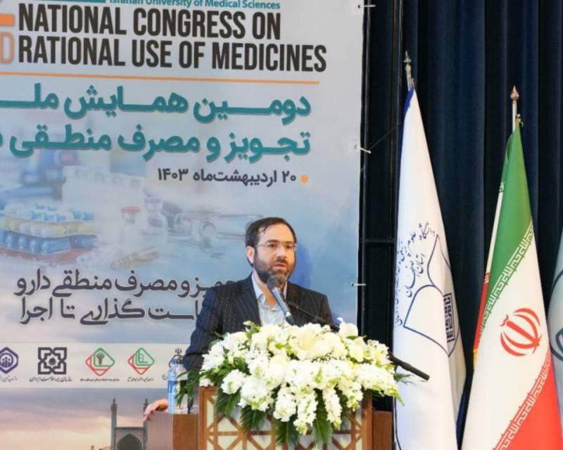 مشروط بر پوشش صحیح بیمه ای؛ قیمت داروها در ایران بالا نیست